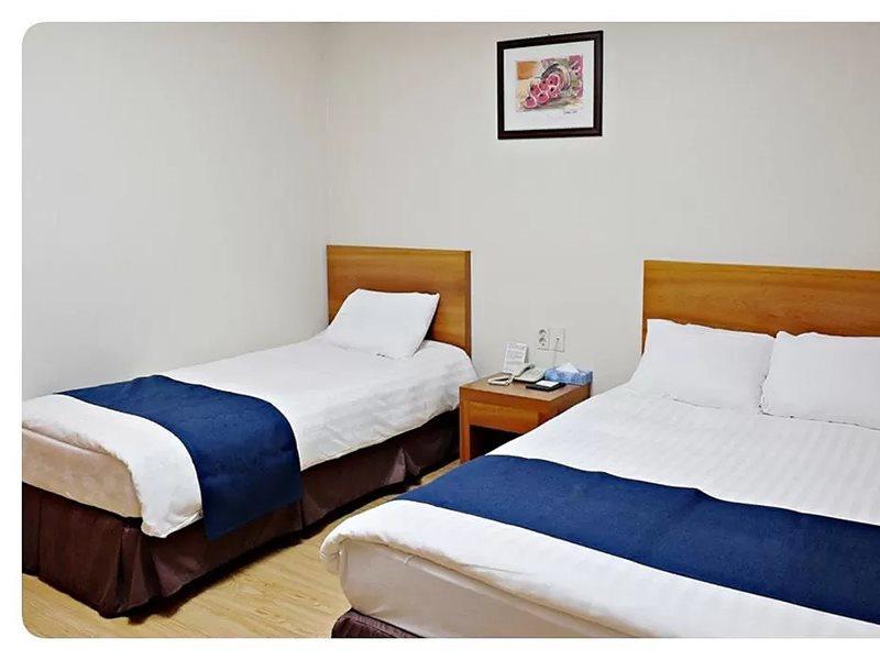 Jeju Parkside Tourist Hotel Exterior foto