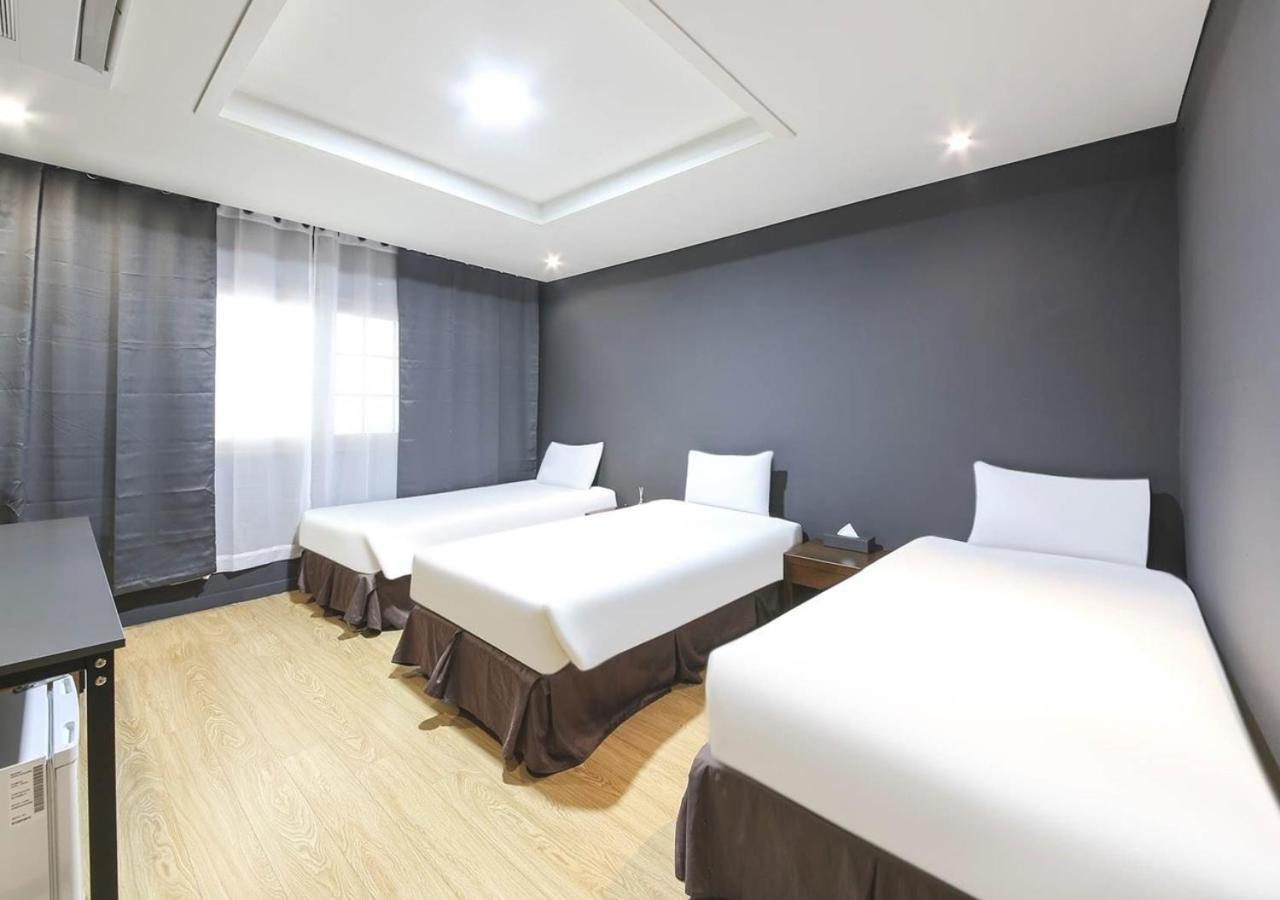 Jeju Parkside Tourist Hotel Exterior foto
